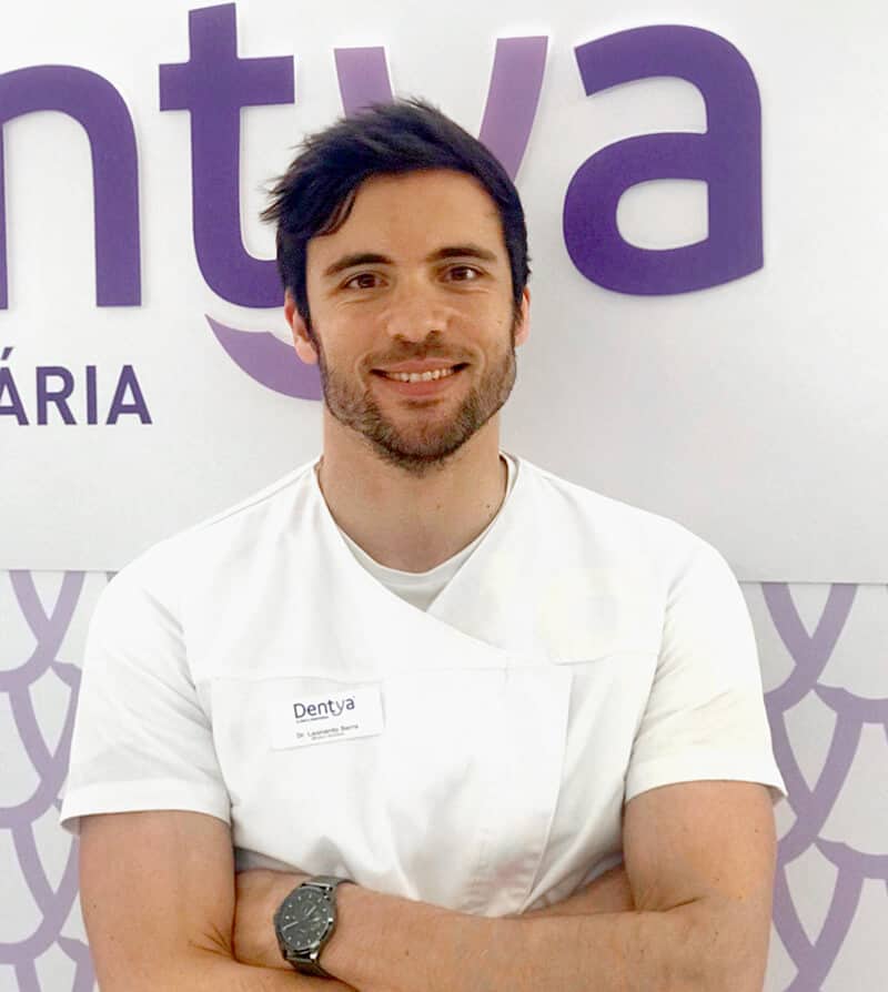 Doutor Leonardo Serra, médico dentista clínica da Dentya Felgueiras